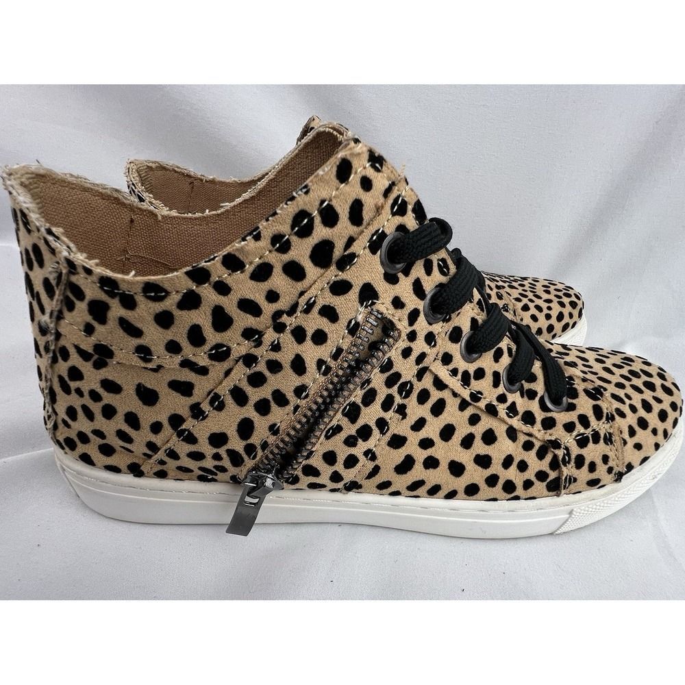 Women’s Size 9 Leopard Print Hidden Wedge High Top Sneakers Side Zip Cheetah